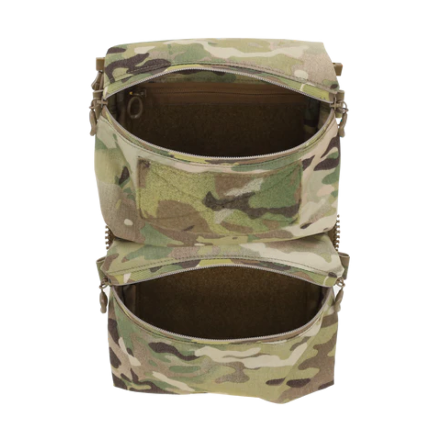 Obere Tasche des Back Panel Double Pouch geöffnet mit internem Organisationsfach