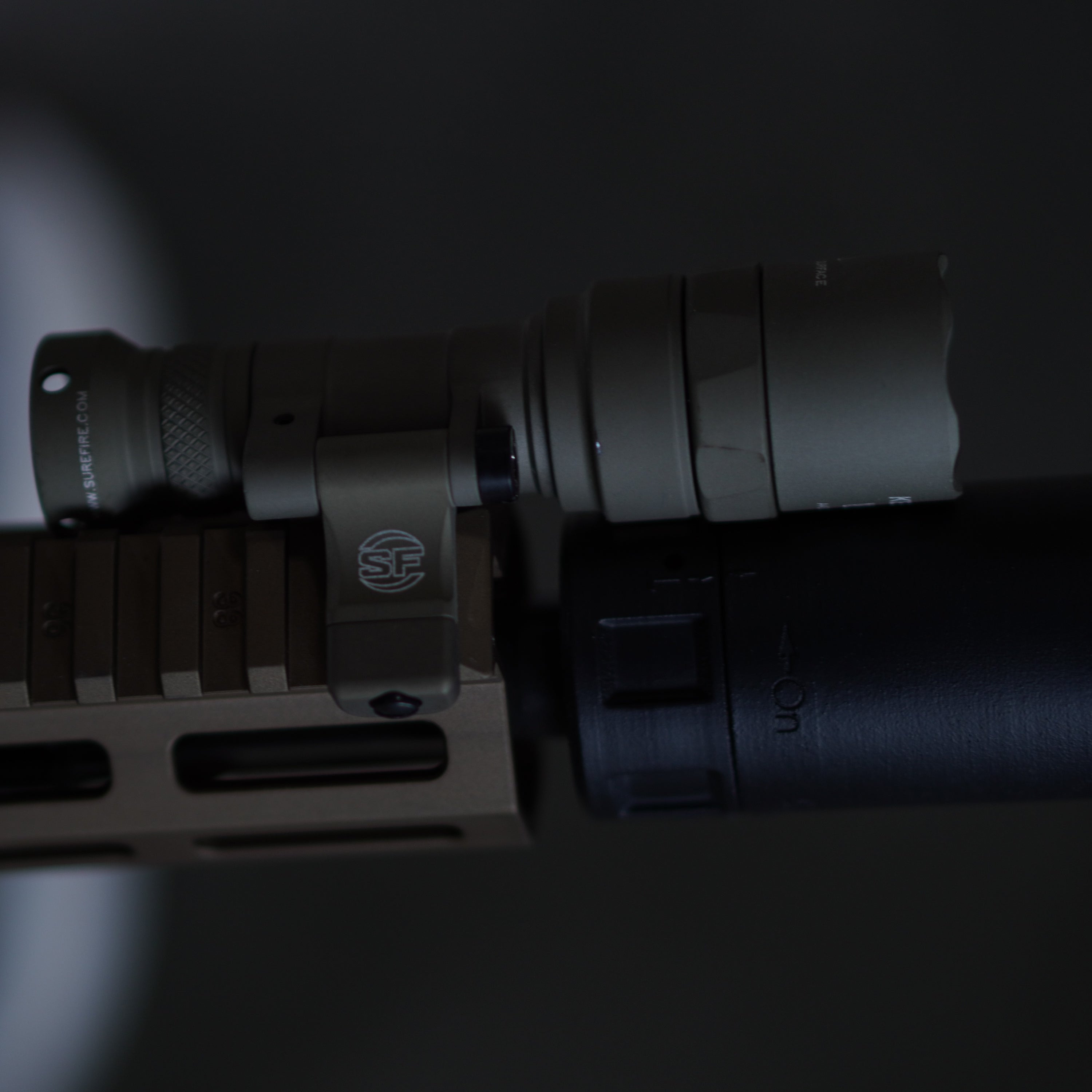 SUREFIRE M340C Mini Scout Light Pro