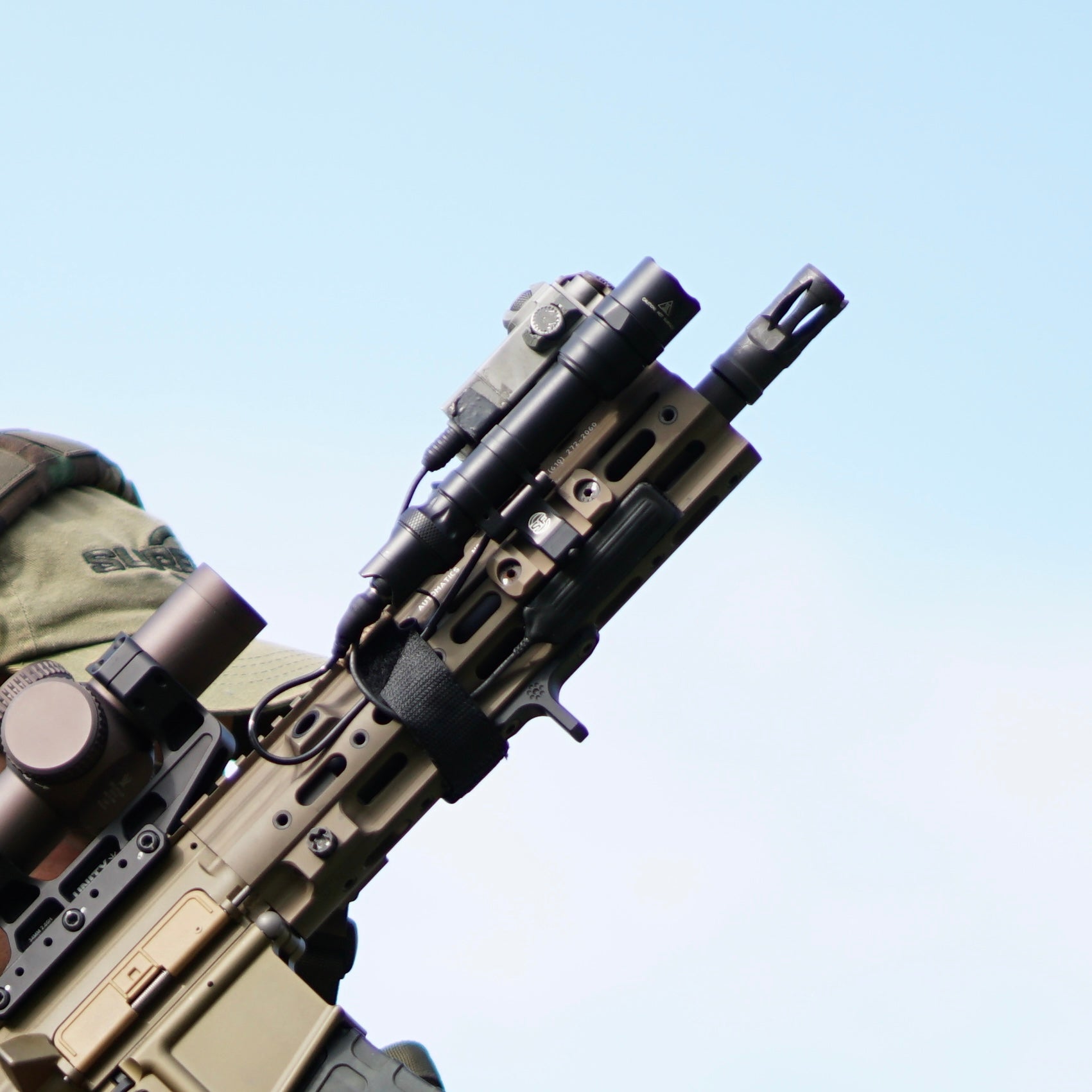 SUREFIRE M640 Dual Fuel Scout Light Pro