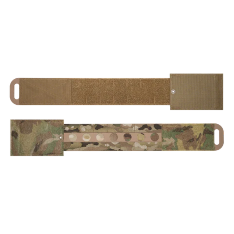 Bewegungsaufnahme beim Knien und Positionswechsel mit flexiblem Cummerbund