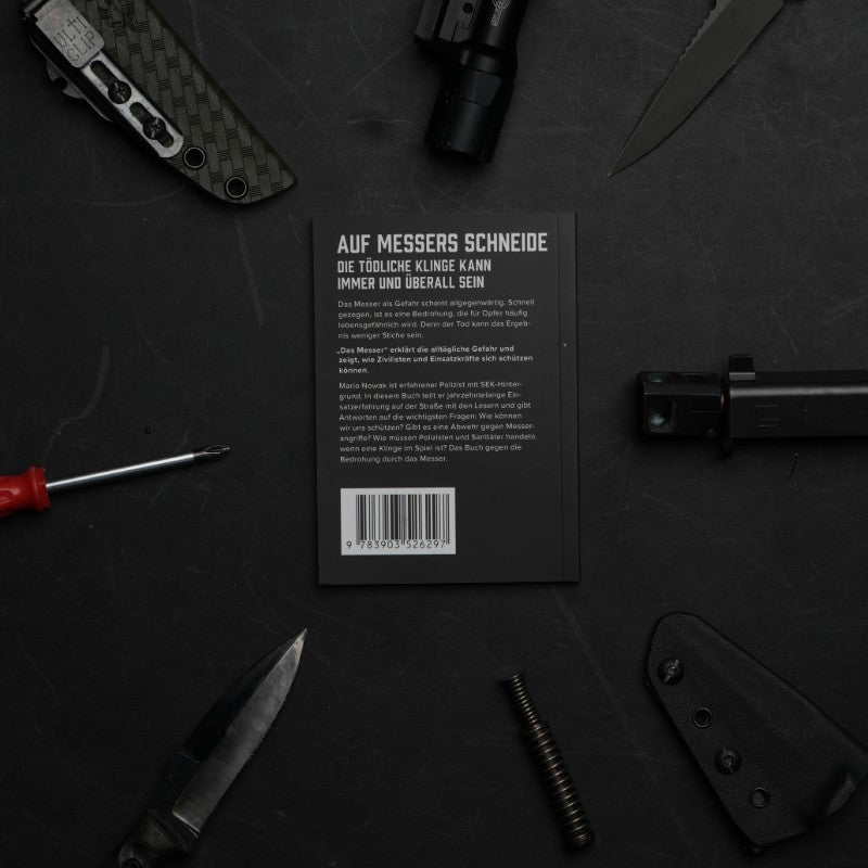 SPARTANAT Black Book 16 - Das Messer