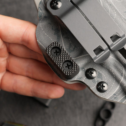 Black Trident Concealment Claw mit 3-Level Concealment System