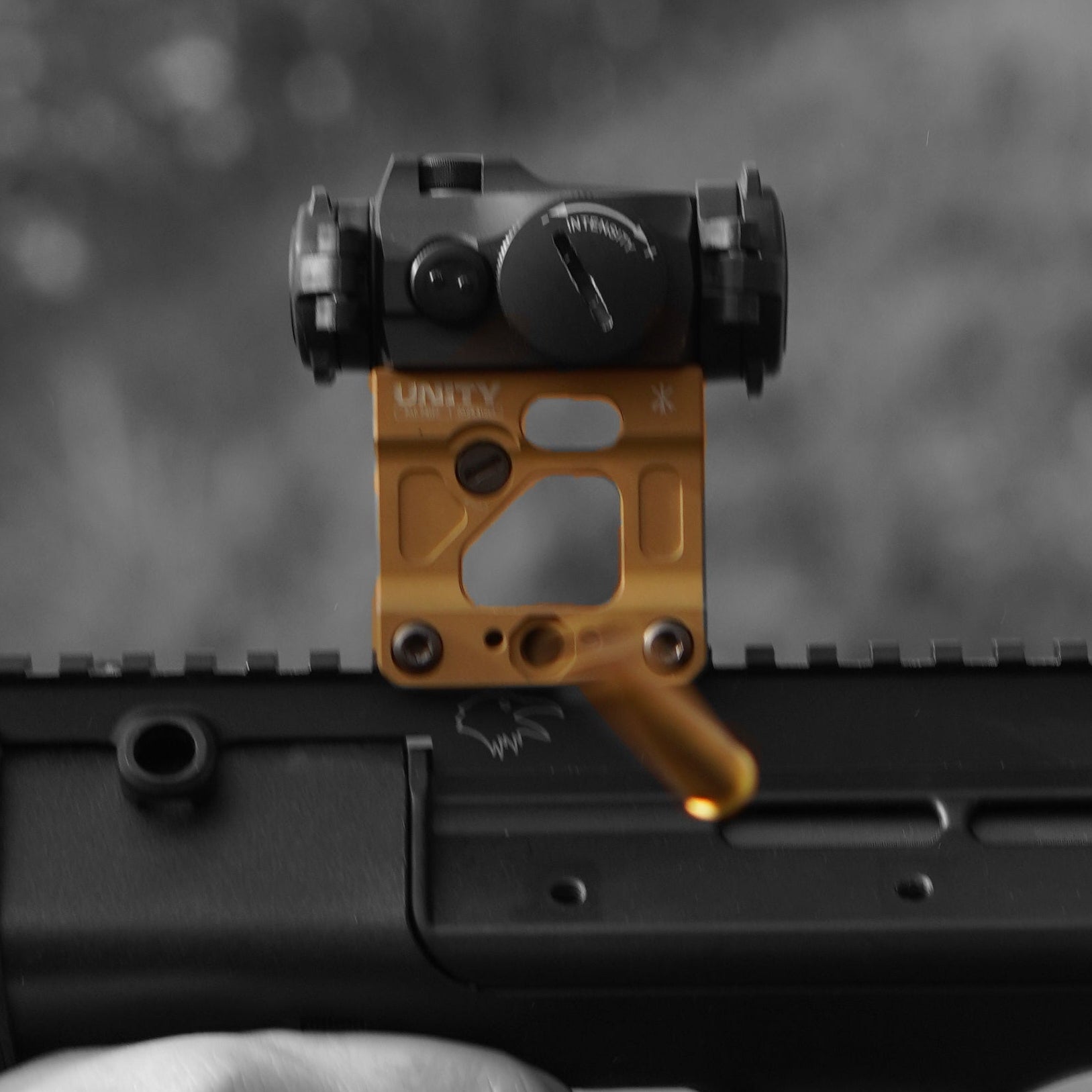 Unity FAST™ MICRO RISER Aimpoint 