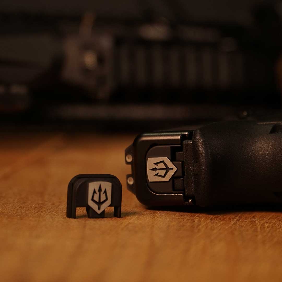 Black Trident® Signature Backplate