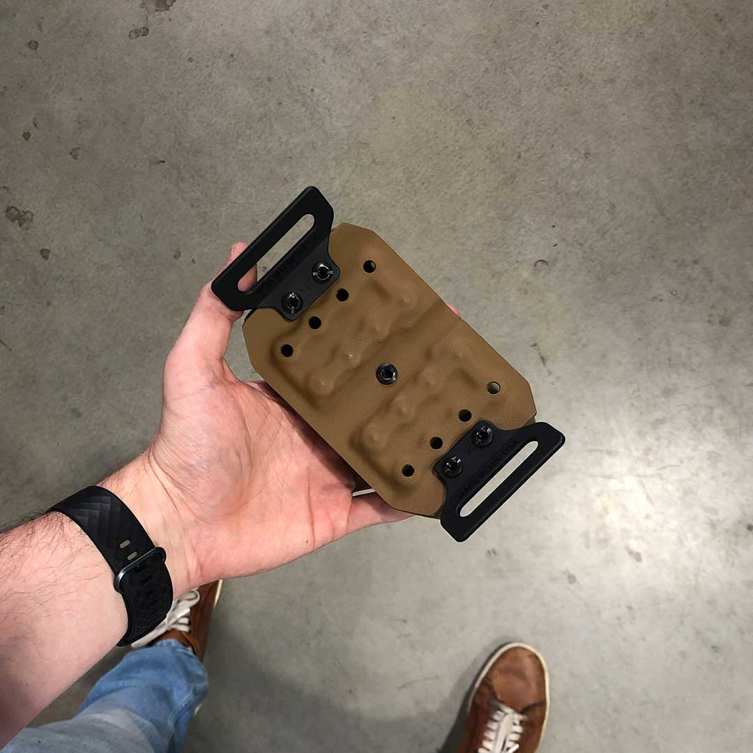 Double Mag Carrier