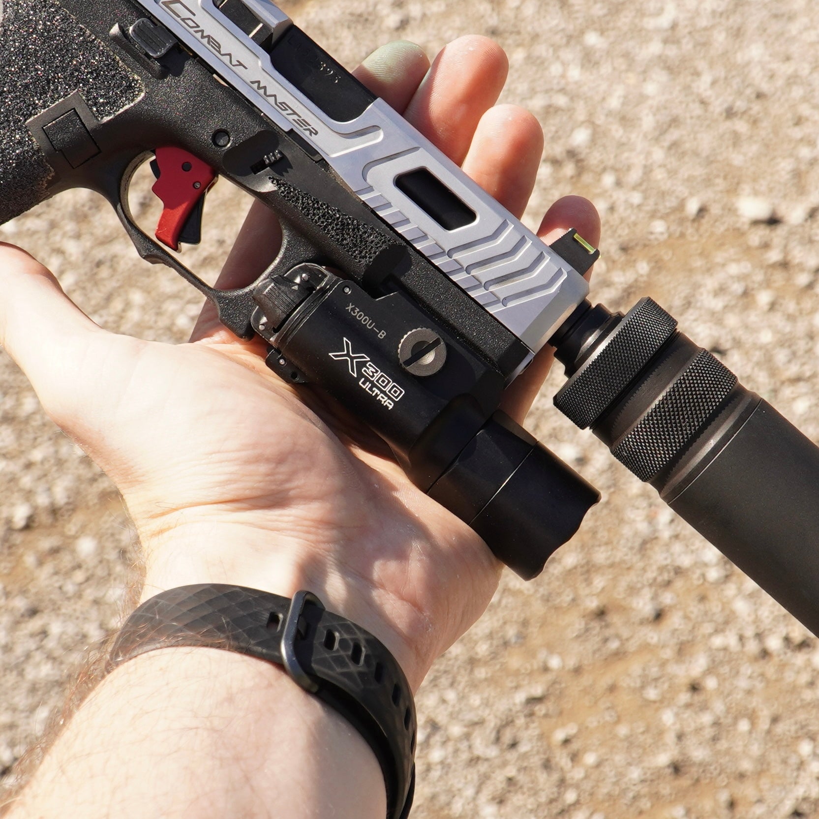 SUREFIRE X300U-A pistol light module 1,000 lumens