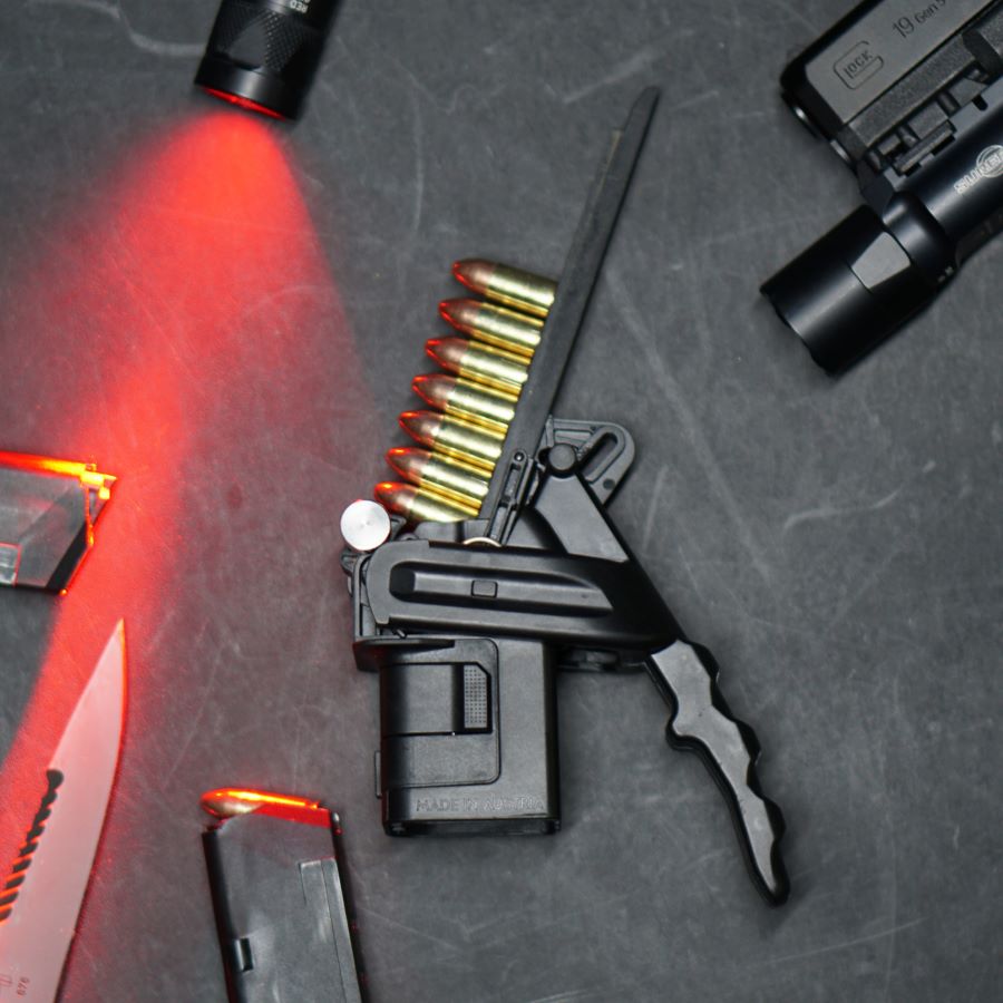 Nine Reloaded Pistol Magazine Speedloader